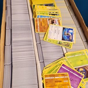 250 Pokemon Trading Card Game official Random Pull bulk Lot TCG Toy ANY series